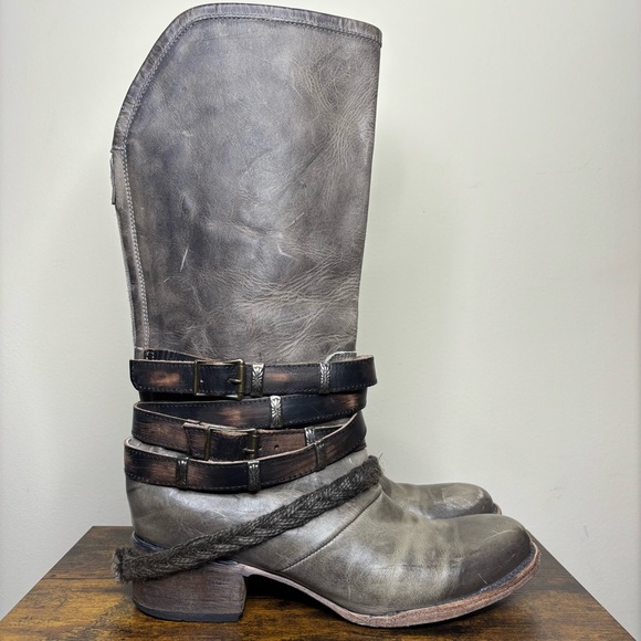 Freebird by Steven Drove Boots Women Size 10 Gray Distressed Straps Buckle Zip - Picture 3 of 10